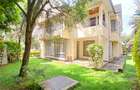 5 Bed Townhouse with En Suite at Lavington Green - 2