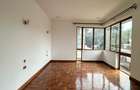 5 Bed Townhouse with En Suite in Lavington - 14