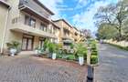 5 Bed Townhouse with En Suite in Lavington - 15