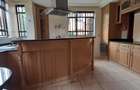 4 Bed House with En Suite in Lavington - 9