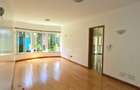 4 Bed Townhouse with En Suite in Riverside - 5