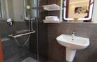 Furnished 1 Bed Apartment with En Suite in Spring Valley - 6