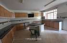5 Bed House with Garden in Runda - 10