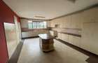 3 Bed Apartment with En Suite in Westlands Area - 12