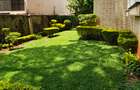 6 Bed Townhouse with En Suite at Lavington - 1