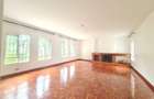 4 Bed House with En Suite at Hillview - 4
