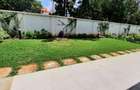 5 Bed Townhouse with En Suite at Lavington - 5
