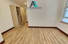 3 Bed Apartment with En Suite in Parklands - 11