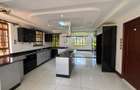 5 Bed House with En Suite in Runda - 9