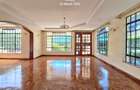 4 Bed Townhouse with En Suite at Lavington - 11