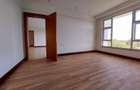 3 Bed Apartment with En Suite in Parklands - 6