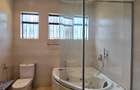5 Bed Townhouse with En Suite in Westlands Area - 11