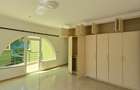 4 Bed Townhouse with En Suite in Riverside - 6