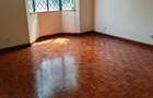 4 Bed Townhouse with En Suite at Lavington - 16