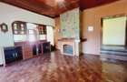 5 Bed House with En Suite in Rosslyn - 2
