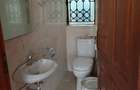 4 Bed Townhouse with En Suite at Lavington - 14