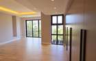 4 Bed House with En Suite at Palm Valley - 18