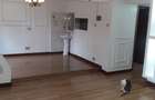 4 Bed House with En Suite at Mountain View - 10