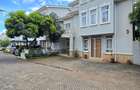 5 Bed Townhouse with En Suite in Lavington - 1