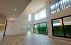 5 Bed Villa with En Suite at Off Convent Drive - 15