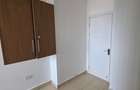 3 Bed Apartment with En Suite in Brookside - 5