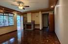 5 Bed House with En Suite in Nyari - 16
