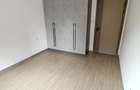 3 Bed Apartment with Gym in Riverside - 13