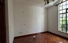 4 Bed Townhouse with En Suite at Lavington Green - 17