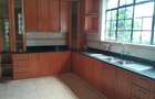 5 Bed Townhouse with En Suite in Lavington - 4