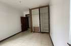 2 Bed Apartment with En Suite in Brookside - 9