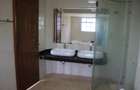 4 Bed Townhouse with En Suite at Redhill - 18