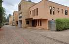 5 Bed Townhouse with En Suite at Convent Drive - 5