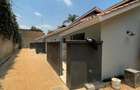 4 Bed Townhouse with En Suite in Westlands Area - 1