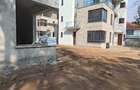 4 Bed Townhouse with En Suite at Lavington Shopping Centre - 15