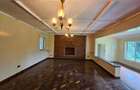 4 Bed House with En Suite in Rosslyn - 5