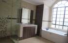 4 Bed Townhouse with En Suite in Runda - 12