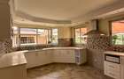5 Bed Townhouse with En Suite at Owashika Road - 4