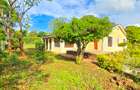 5 Bed House with En Suite in Loresho - 5