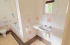 4 Bed House with En Suite at Redhill Road - 9