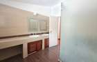 4 Bed House with En Suite at Hillview - 10