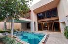 5 Bed Townhouse with En Suite at Convent Drive - 2