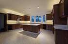 5 Bed House with En Suite in Nyari - 5