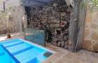 4 Bed House with En Suite in Spring Valley - 2