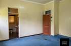 4 Bed House with En Suite in Riverside - 3