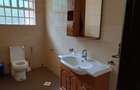 5 Bed House with En Suite in Runda - 3