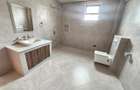 5 Bed House with En Suite at Kyuna - 10