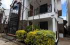 4 Bed Townhouse with En Suite in Lavington - 1