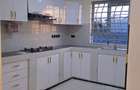 4 Bed House with En Suite at Riverside Drive - 4