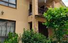 5 Bed House with En Suite in Westlands Area - 1