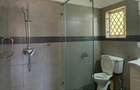 5 Bed House with En Suite in Runda - 8